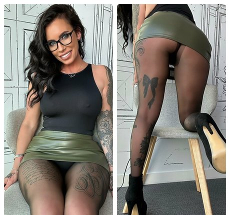 female midget onlyfans nude galleries