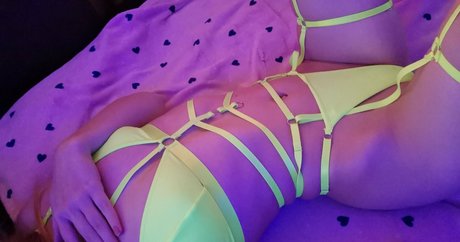 cheekykate nude actress picture