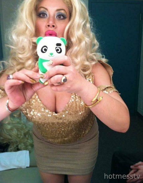 hotmesstv star beautiful image