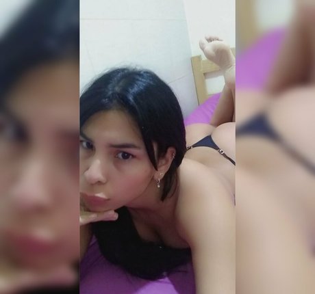 bellahotbrunette model erotic pictures