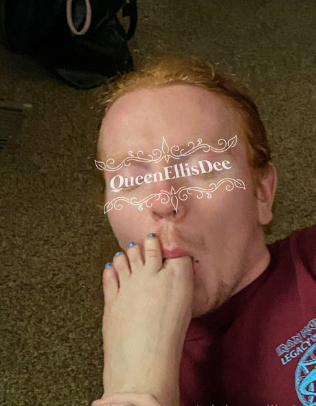 triple x ellisdee model naked photos