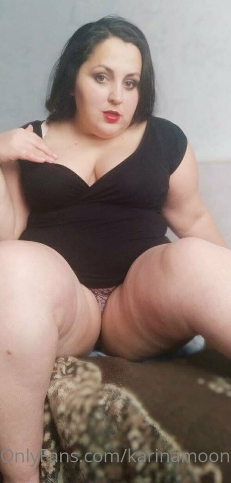 karinamoonn star free pics