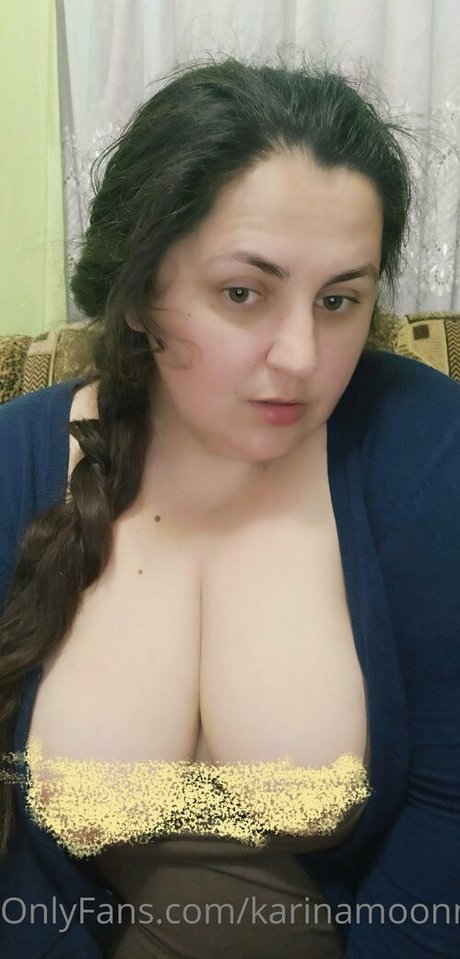 karinamoonn hot star gallery