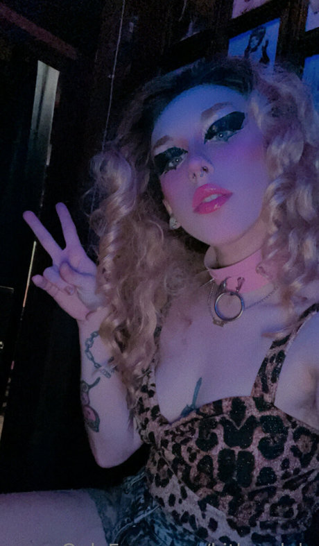 kitkendalx erotic star picture