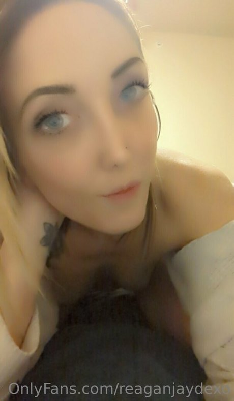 reaganjaydexo nice actress pic