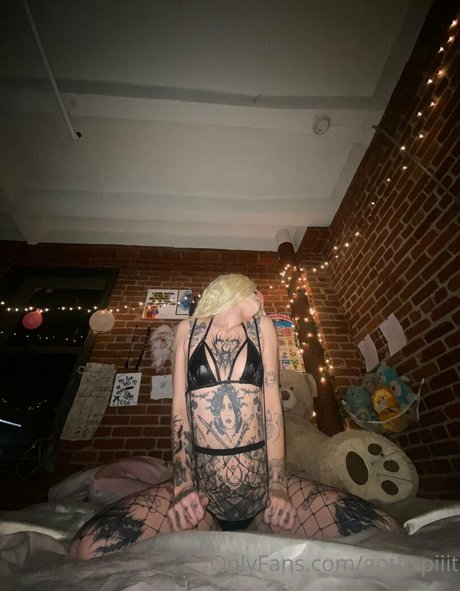 gothspiiit exclusive actress img