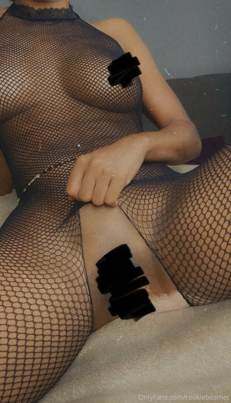 rookiebeamer erotic star img