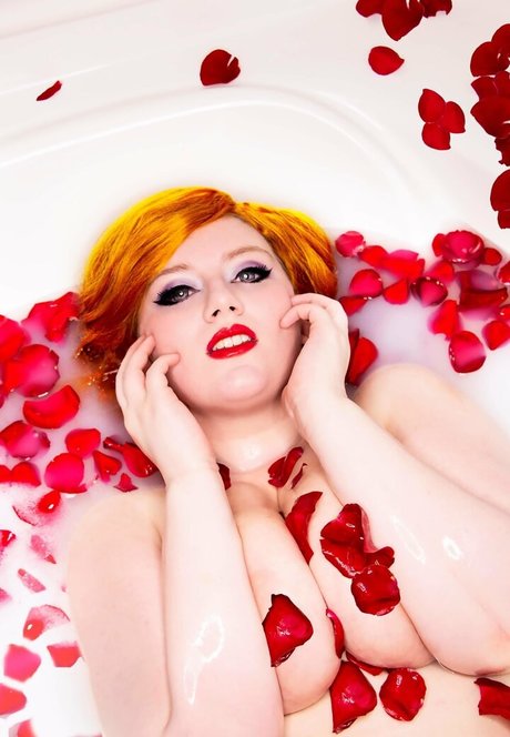 violetsinclaire Quick model image