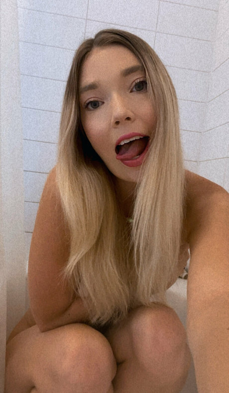 teen blowjob onlyfans beautiful pic