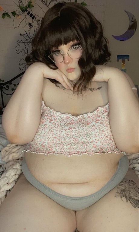 littletallbbw pretty actress photo