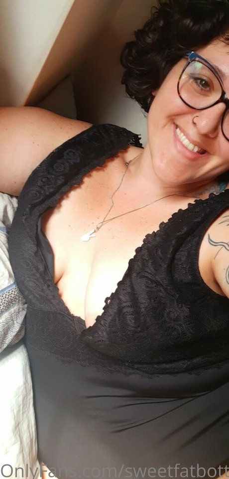 sweetfatbottomed porn model photos