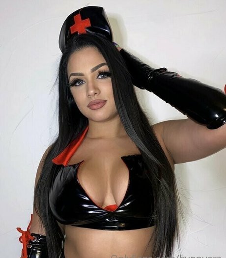 bvnnyara xxx model photos