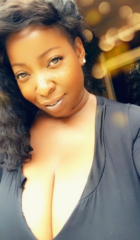 vanessablue hd pornstar img