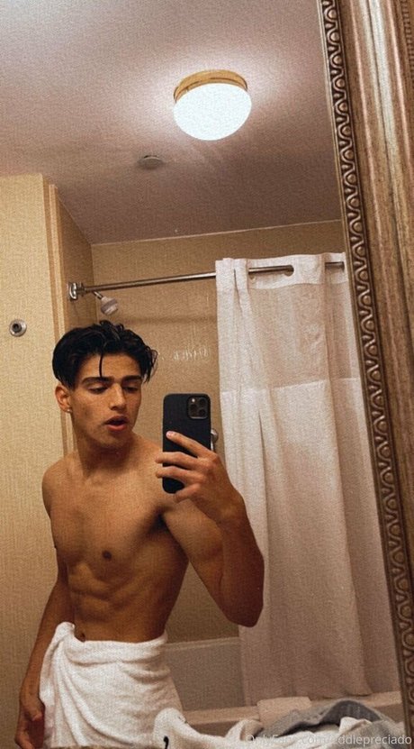 evillxe high quality model image