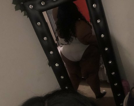 eyes onlyfans sexy nudes photo