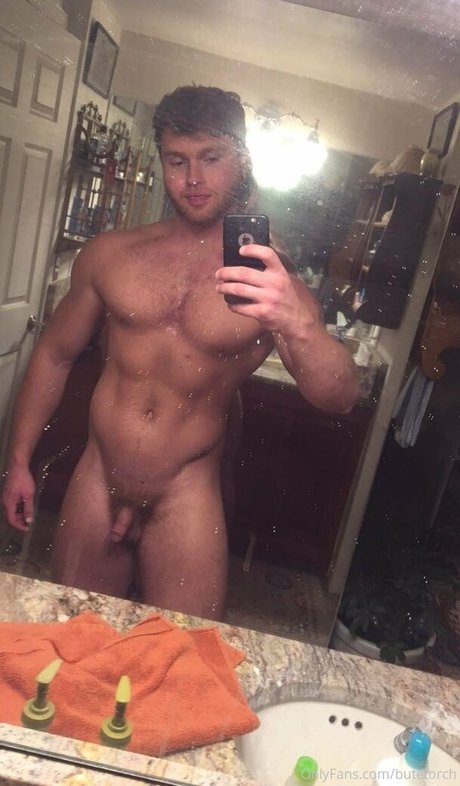 gnoza27 naked model galleries