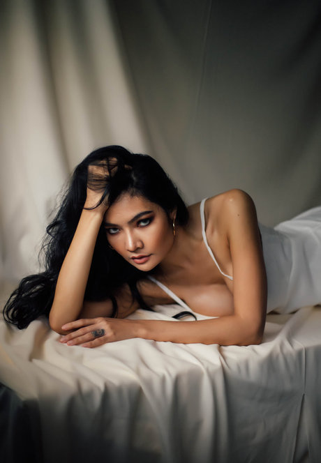 Ploytigerstam star porn img