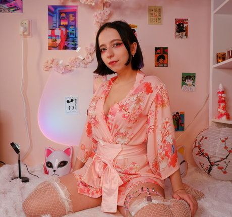 CyberlyCrush free star pics