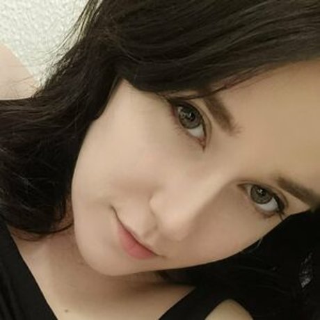 Heniasama pornstar art photo