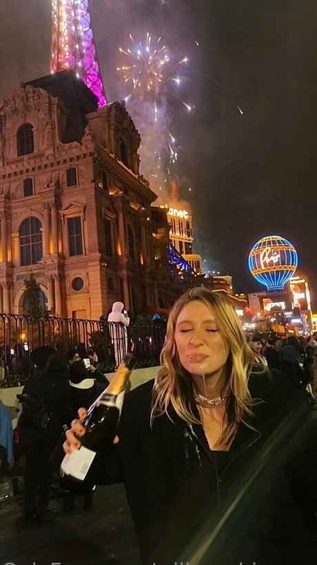 milf yoga onlyfans nice images