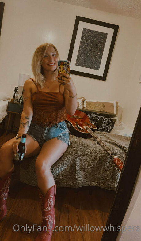 willowwhispers nudes actress photo