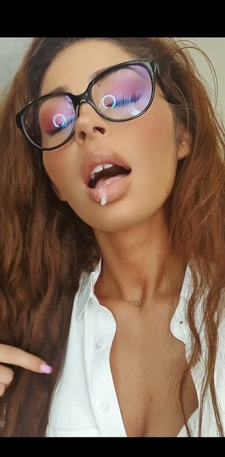 curlyjewelfree pornstar nude photos