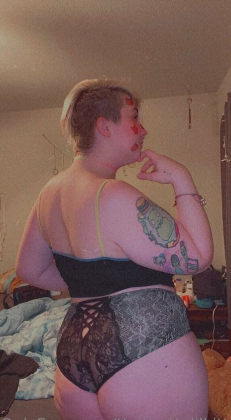 thebrattylilkitten hot pornstar gallery