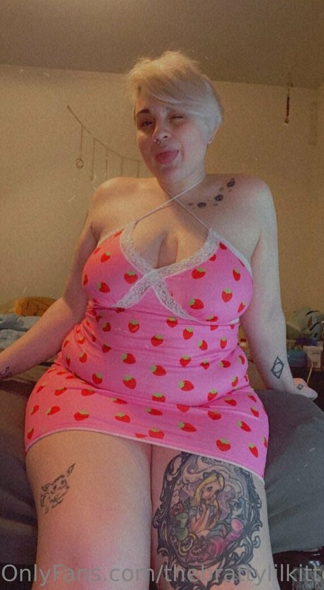 thebrattylilkitten perfect actress image