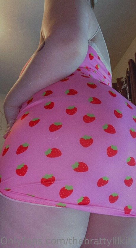 mature squirt onlyfans nude images