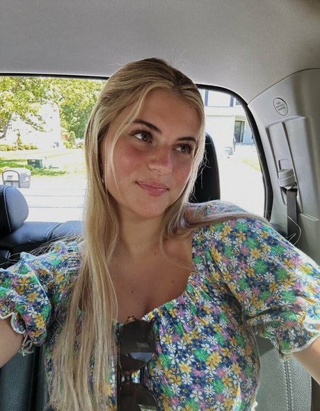 Shea O pornstar erotic pic