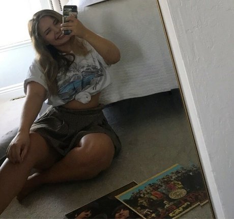 Haley E adult model images