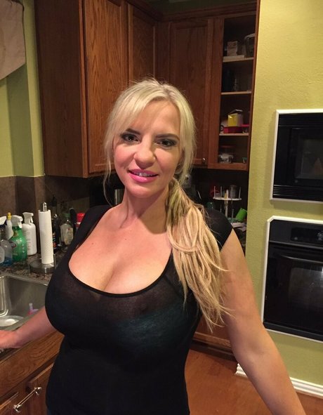 blonde cum onlyfans pornos img