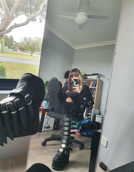 midget nude onlyfans porn pic