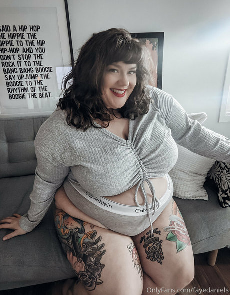 yoga onlyfans art nude photo