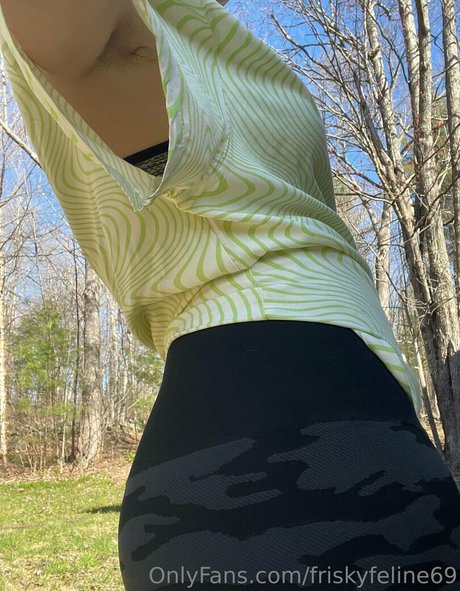 friskyfeline69 pornstar hot picture