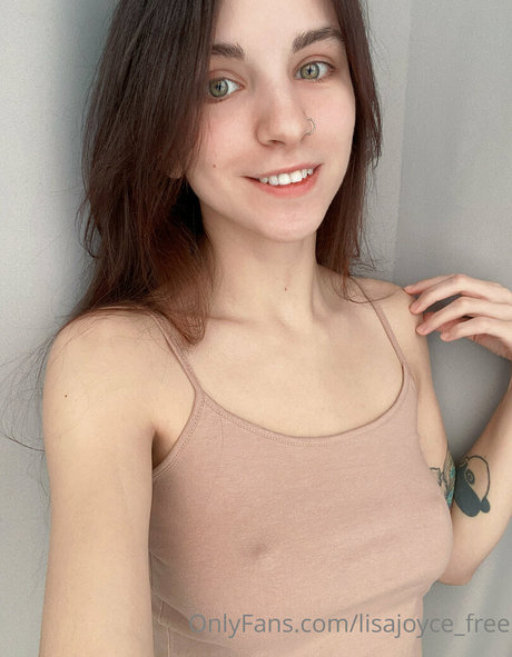 Lisa Joyce model pic