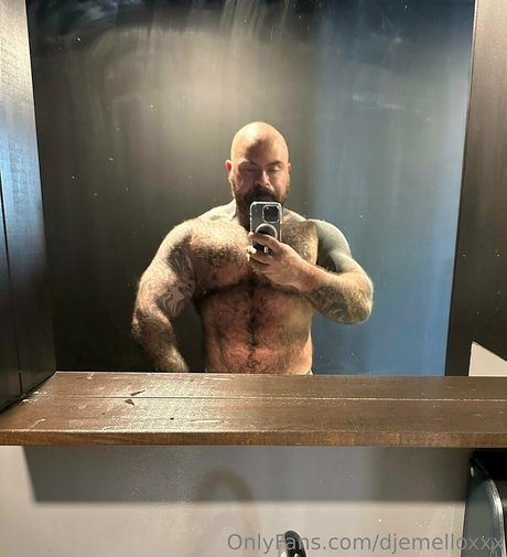 djemelloxxx star nude photos