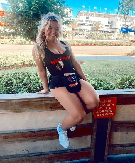 Lexi Wilson nudes model pictures