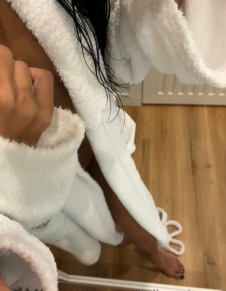 bellaperrix art actress archive