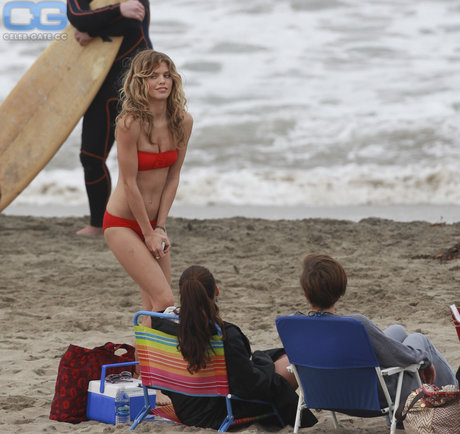 AnnaLynne McCord nice pornstar images