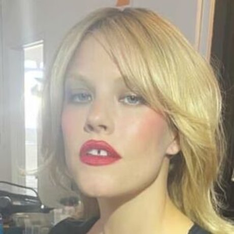 Ashley Smith beautiful actress archive