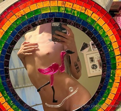 Putrid star hot images