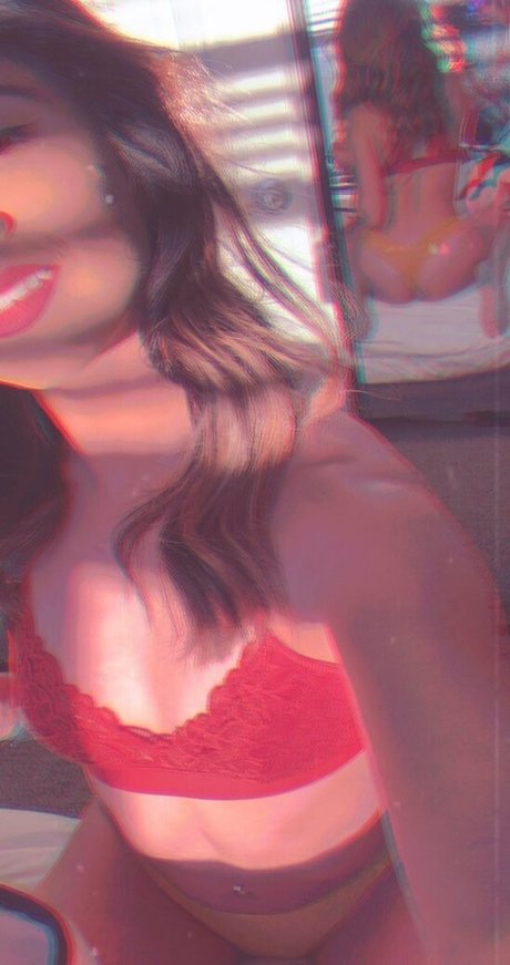 AdrianaSkye star pics