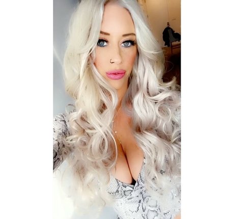 blonde masturbation onlyfans beautiful xxx images