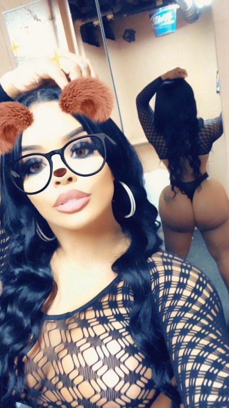 stephbad sexy model pic