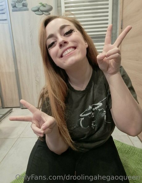 DroolingAhegaoQueen perfect star photos