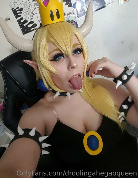 DroolingAhegaoQueen star sexy img