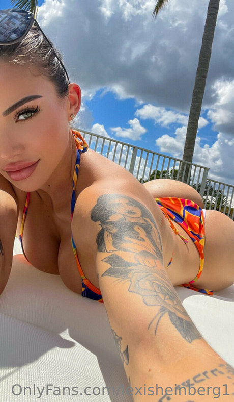 Lexi Sheinberg exclusive star pictures