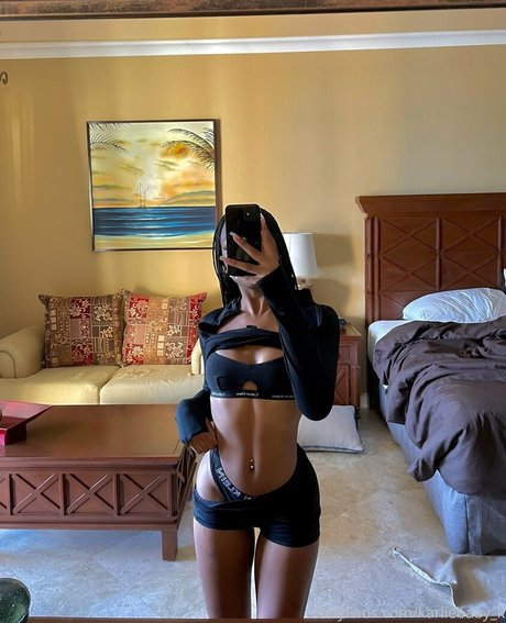 karliebaby k sexy star image
