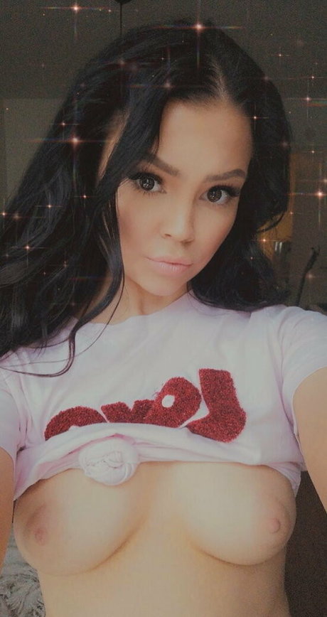 Tiina Tuulia model naked photo